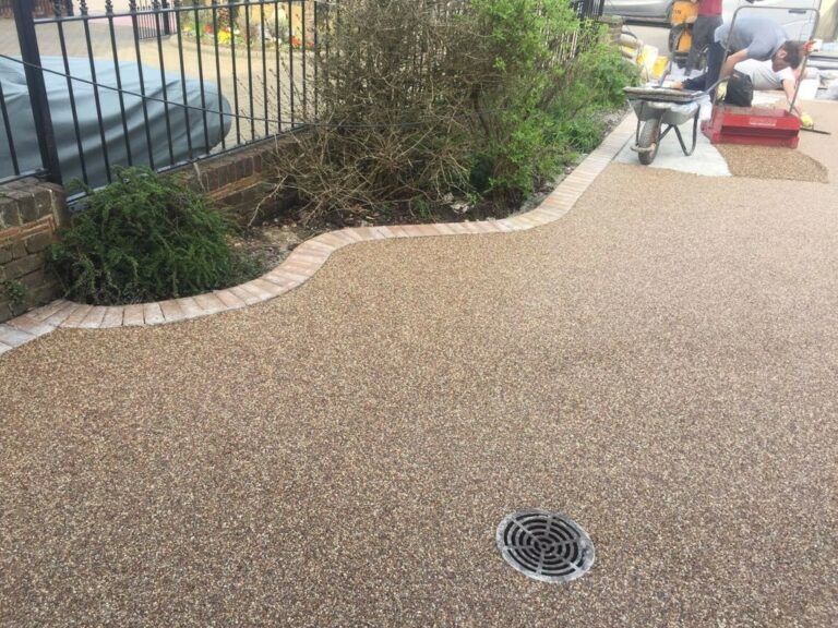 Resin Bond Installations in Abbey Green Summit Driveways