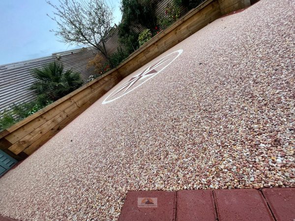 Installation of a resin driveway in Hook Norton