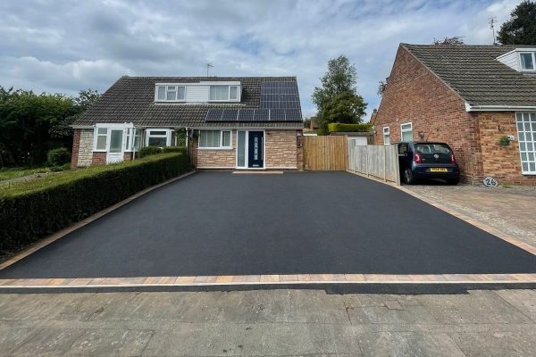SMA Driveway with Tegula Paved Border in Rugby (4)